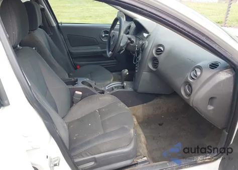 2004 Pontiac Grand Prix Gt1 from USA, damaged, VIN 2G2WP522441294535